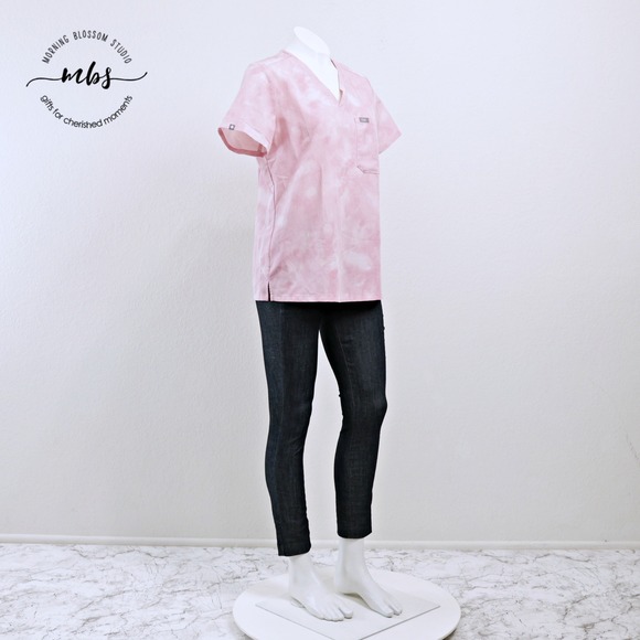 Figs Tops - FIGS V-Neck Tie Dye Cloud Wash Single Pocket Scrub Top Pink Women S